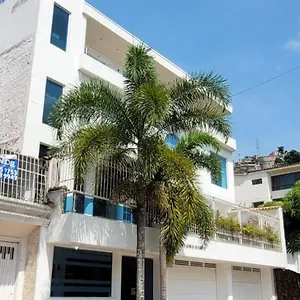 https://apartahotel-cristales.cali-hotels.com